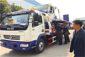 郧西汽车道路救援拖车价格